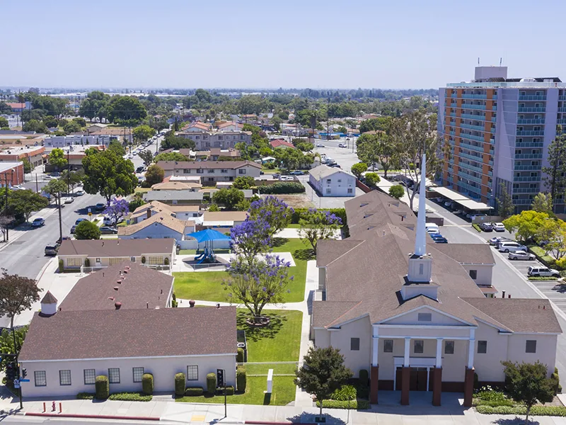 Garden Grove Boulevard at the Historic Main Street arch